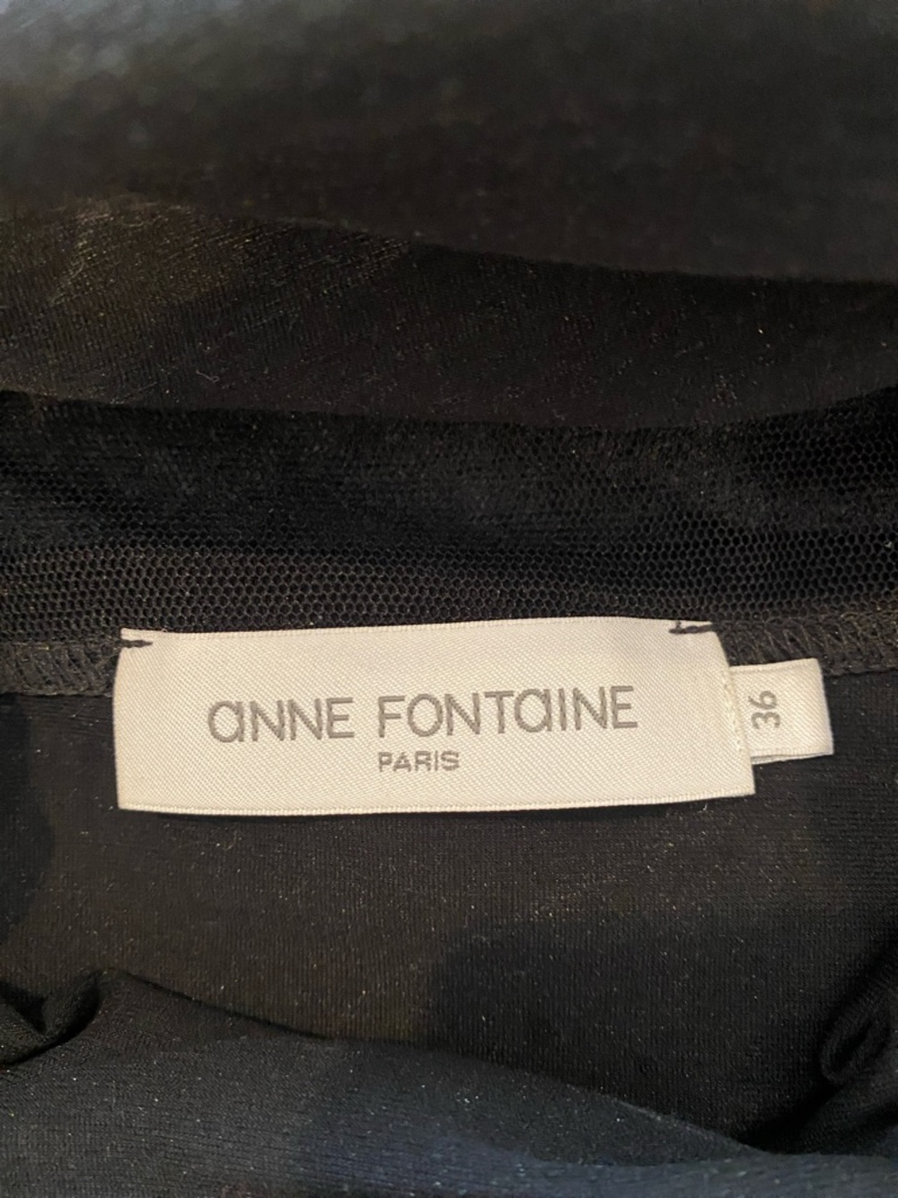 Anne Fontaine. Black t-shirt knit cami with silk flowers. Sz. 36/ XS - Picture 8 of 8